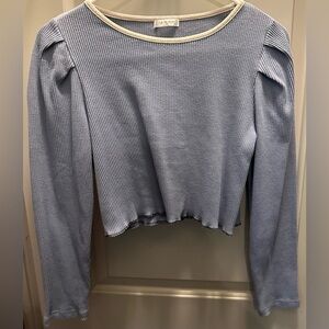Glacier Size L Gray Cropped Thermal Top Pre-owned
